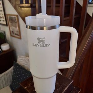 THE QUENCHER H2.0 FLOWSTATE™ TUMBLER | 30 OZ